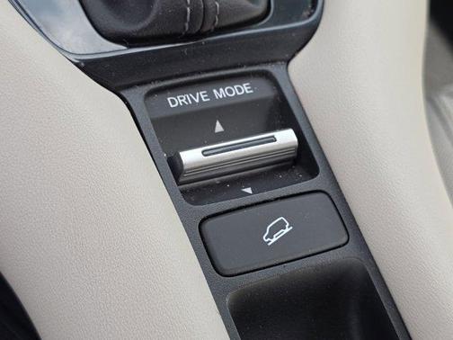 Lunar Silver Metallic 2023 Honda HR-V LX