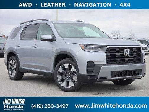 Solar Silver Metallic 2026 Honda Pilot Elite