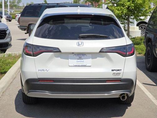 Platinum White Pearl 2024 Honda HR-V Sport