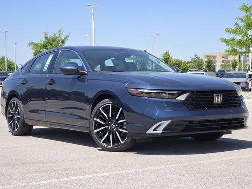 Canyon 2026 Honda Accord Hybrid Touring