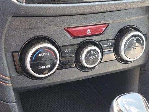 Crystal White Pearl 2022 Subaru Crosstrek Premium