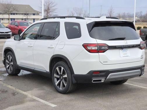 2023 Honda Pilot Touring