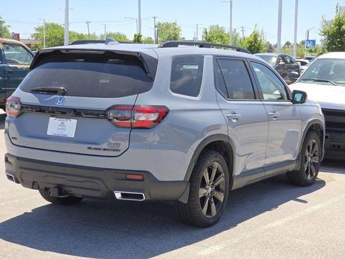 Sonic Gray Pearl 2025 Honda Pilot Black Edition