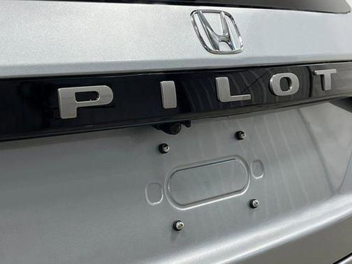 Silver 2026 Honda Pilot Elite