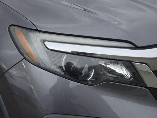 Lunar Silver Metallic 2019 Honda Pilot EX-L