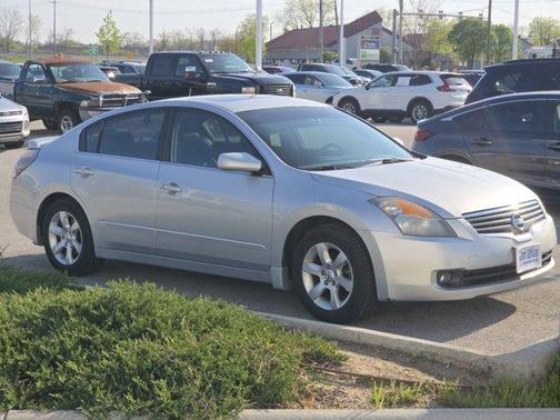 Radiant Silver 2008 Nissan Altima 2.5 S