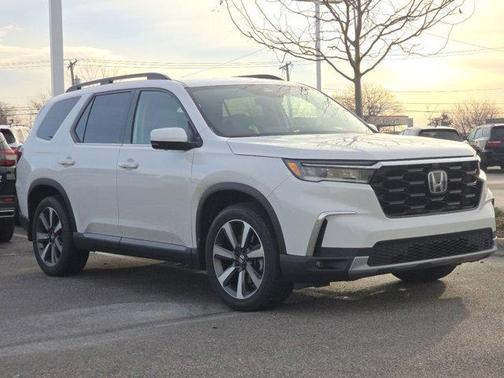 2023 Honda Pilot Elite