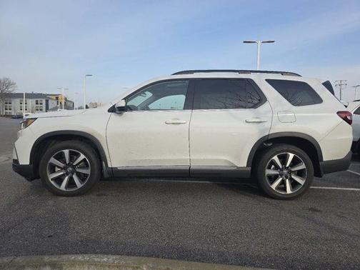 2023 Honda Pilot Elite