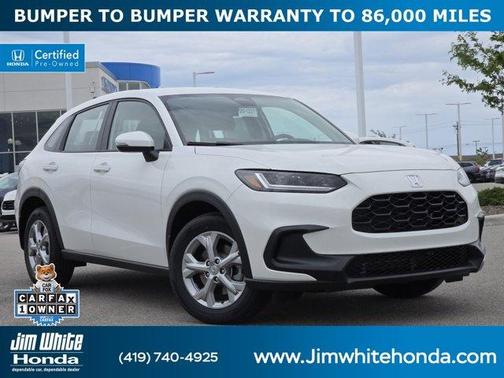 Platinum White Pearl 2025 Honda HR-V LX