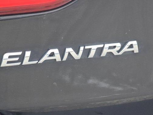 2014 Hyundai Elantra GT Base