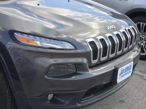Granite Crystal Clearcoat Metallic 2016 Jeep Cherokee Latitude