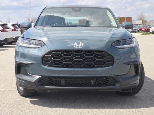 Pearl 2023 Honda HR-V LX