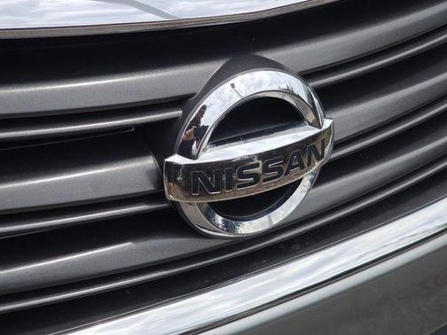 Magnetic Gray 2014 Nissan Sentra SR