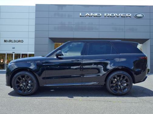 2025 Land Rover Range Rover Sport SE