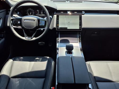 2026 Land Rover Range Rover Velar P250 SE R-Dynamic