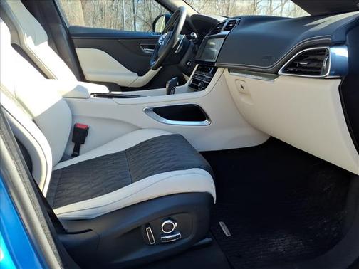 2020 Jaguar F-PACE SVR P550 AWD Automatic
