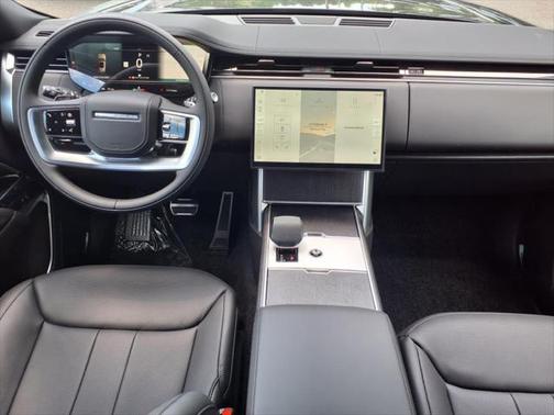 2025 Land Rover Range Rover SE LWB