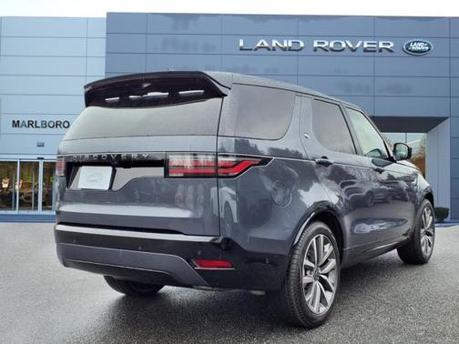 2025 Land Rover Discovery Dynamic SE