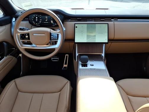 2026 Land Rover Range Rover P530 SE