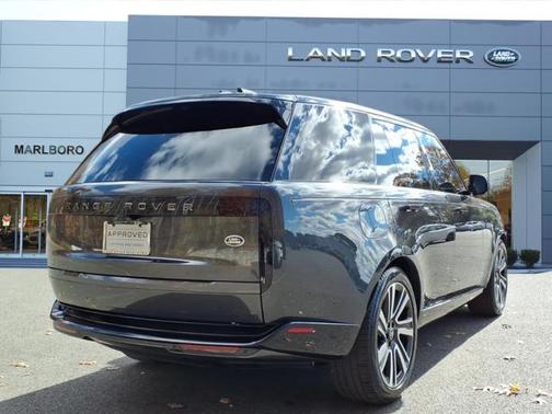 2023 Land Rover Range Rover P400 SE