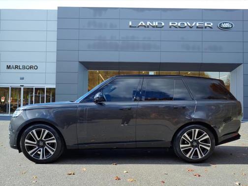 2023 Land Rover Range Rover P400 SE