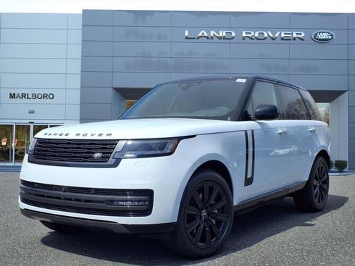 2025 Land Rover Range Rover P550e SE