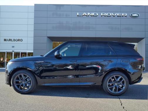 2025 Land Rover Range Rover Sport SE
