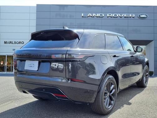 2026 Land Rover Range Rover Velar P250 SE R-Dynamic