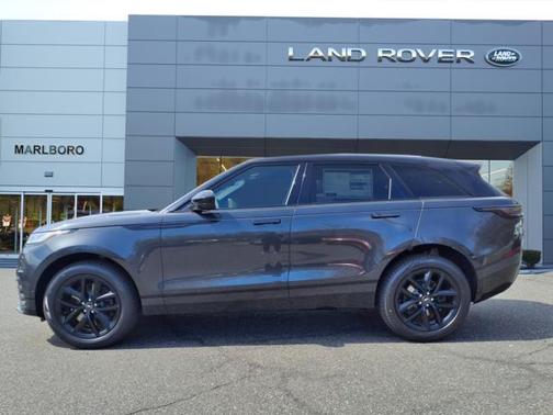 2026 Land Rover Range Rover Velar P250 SE R-Dynamic