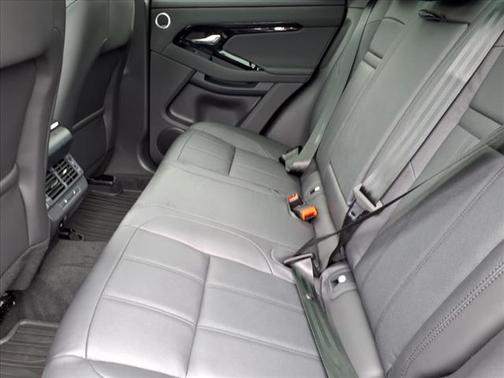 2026 Land Rover Range Rover Evoque Dynamic SE