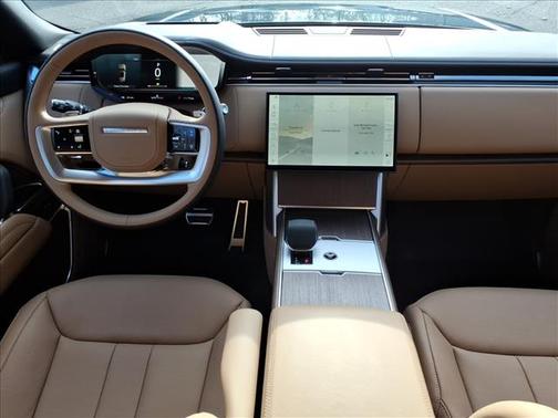 2025 Land Rover Range Rover P400 SE