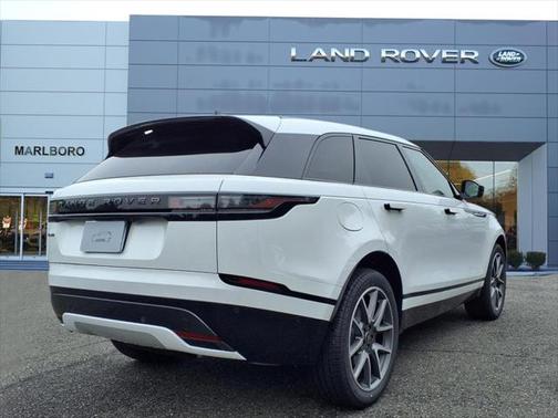2026 Land Rover Range Rover Velar Dynamic SE
