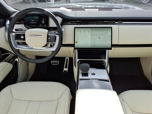 2026 Land Rover Range Rover P530 SE