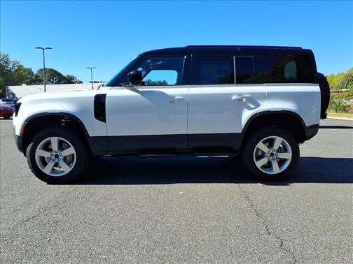2026 Land Rover Defender 110
