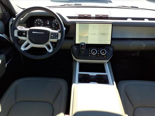 2026 Land Rover Defender 110