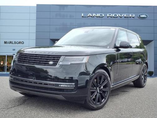 2025 Land Rover Range Rover P400 SE 7 Seat