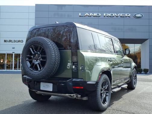 2026 Land Rover Defender P400 X-Dynamic SE