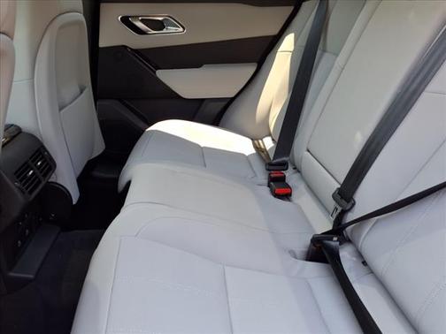 2026 Land Rover Range Rover Velar P250 SE R-Dynamic