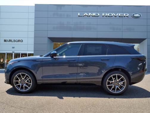 2026 Land Rover Range Rover Velar P250 SE R-Dynamic
