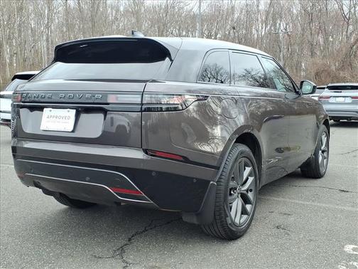 2026 Land Rover Range Rover Velar P250 SE R-Dynamic