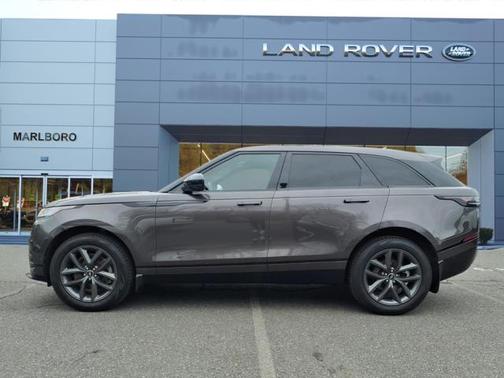 2026 Land Rover Range Rover Velar P250 SE R-Dynamic