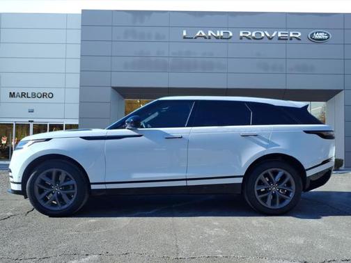 2026 Land Rover Range Rover Velar P250 SE R-Dynamic