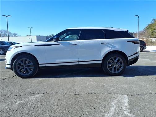 2026 Land Rover Range Rover Velar P250 SE R-Dynamic