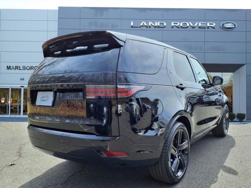 2025 Land Rover Discovery Dynamic SE