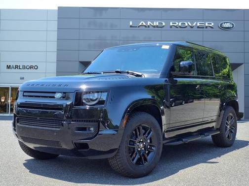 2025 Land Rover Defender 110 X-Dynamic SE