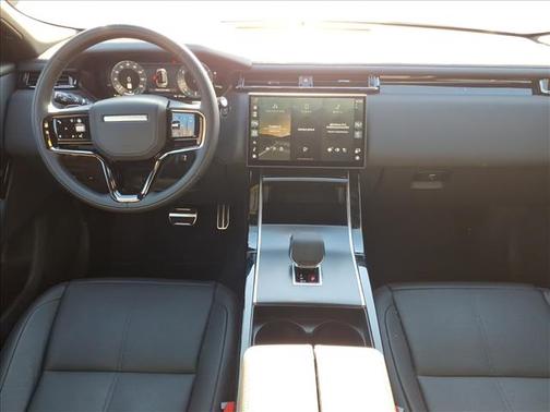 2026 Land Rover Range Rover Velar P250 SE R-Dynamic