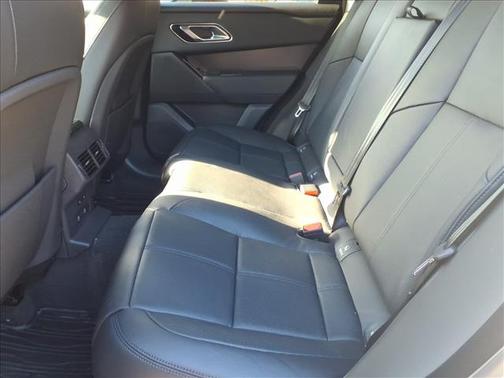 2026 Land Rover Range Rover Velar P250 SE R-Dynamic