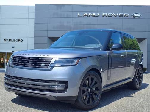 2025 Land Rover Range Rover SE