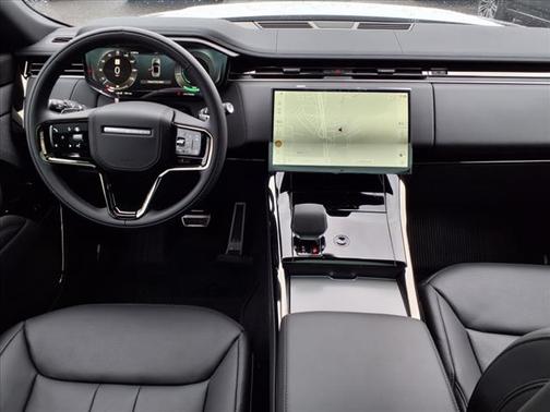 2025 Land Rover Range Rover Sport SE