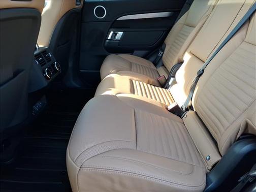 2024 Land Rover Discovery P360 Dynamic SE